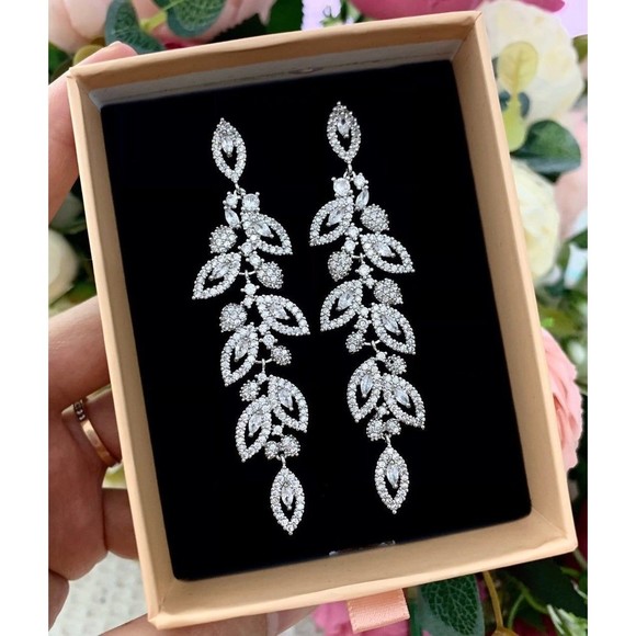 Jewelry - 14K Gold Plated Leaflet Special Occasion Dangle Drop Earrings